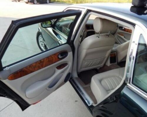 _JINÉ Jaguar - XJ8 4.0 Sovereign
