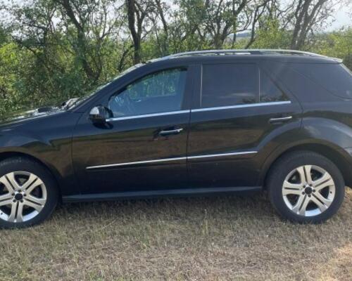 Mercedes ML 350 CDi 4matic Mercedes ML 350 CDi 4matic
