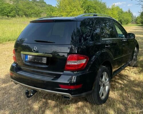 Mercedes ML 350 CDi 4matic Mercedes ML 350 CDi 4matic