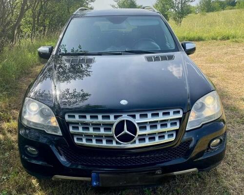 Mercedes ML 350 CDi 4matic Mercedes ML 350 CDi 4matic