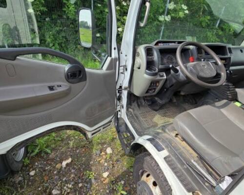 Nissan Cabstar 35.13 / 2.5D