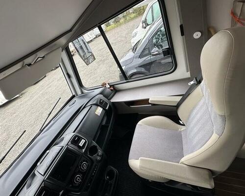 Obytný vůz ETRUSCO 7400 QB
