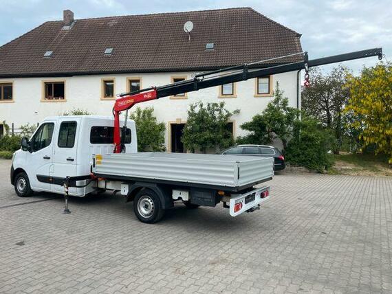 Renault Master 2.3 tdi doplkabina  valník + hydraulická ruka