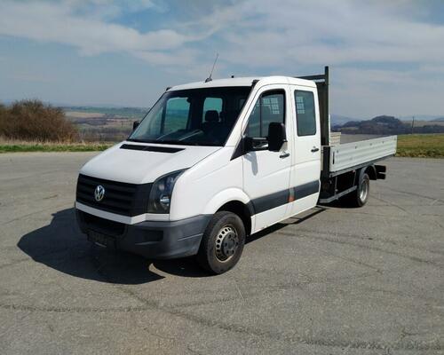 Volkswagen Crafter, 7 míst, dvojitá zadní kola, valník 