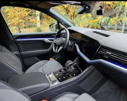 VW (Volkswagen) 3.0 TDi R-line 4-motion