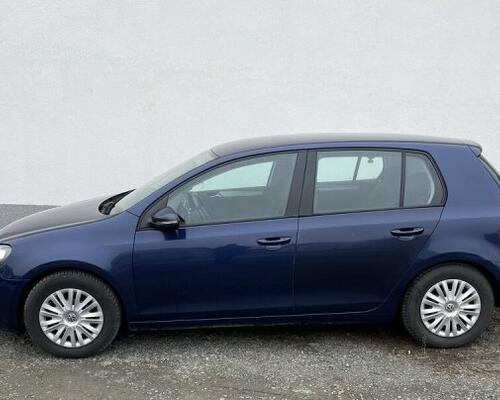 VW (Volkswagen) Golf 1.6 TDi Blue Mottion