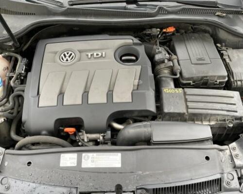 VW (Volkswagen) Golf 1.6 TDi Blue Mottion