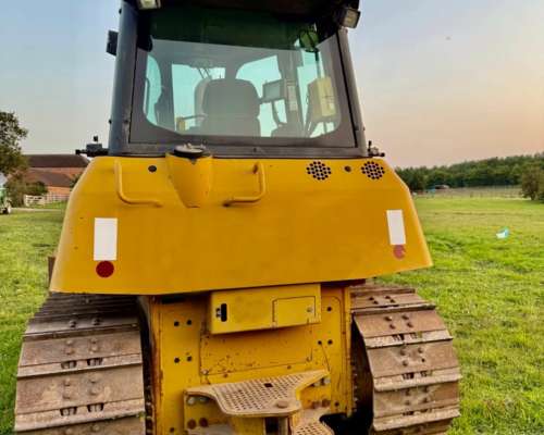 Buldozer CAT D-6K  Buldozer CAT D-6K