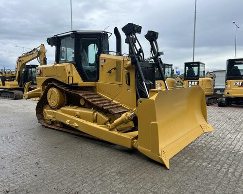 Caterpillar D6