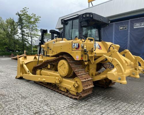 Caterpillar D6