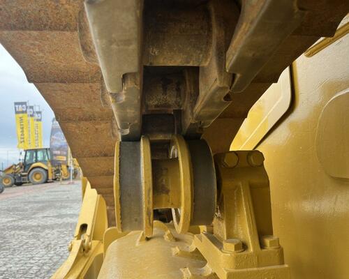 Caterpillar D6
