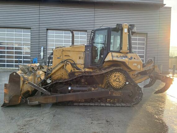 Caterpillar D6N XL