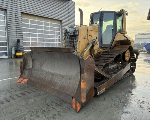 Caterpillar D6N XL