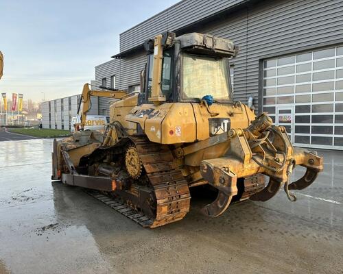 Caterpillar D6N XL