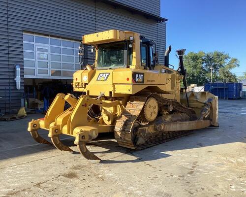 Caterpillar D6T XL