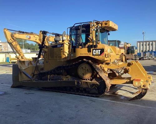 Caterpillar D6T XL