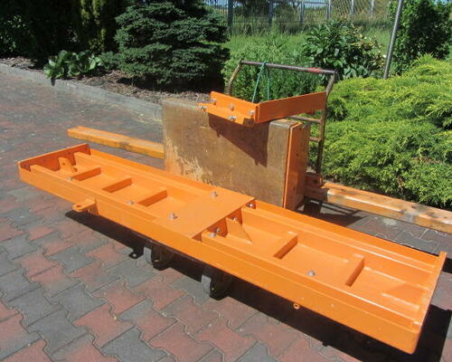 Krajnicový finišér STRASSMAYR BF400PUSH