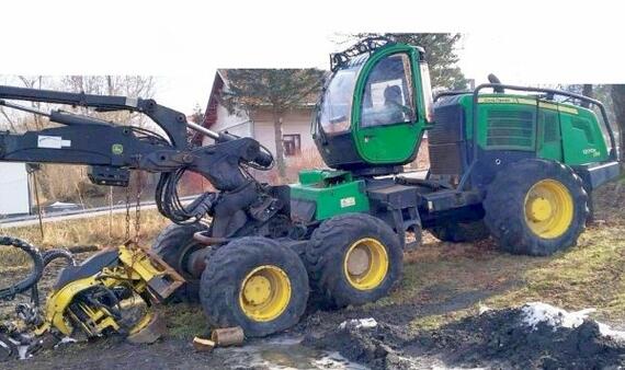 John Deere 1270 E 6W