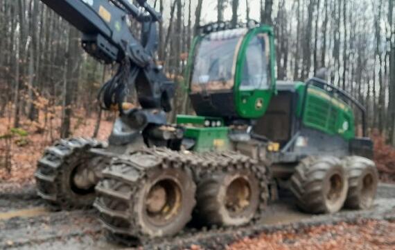 John Deere 1270 G 8W