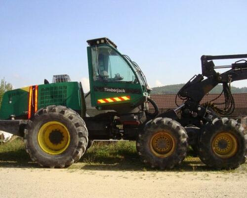 John Deere 1470 D Timberjack 6W