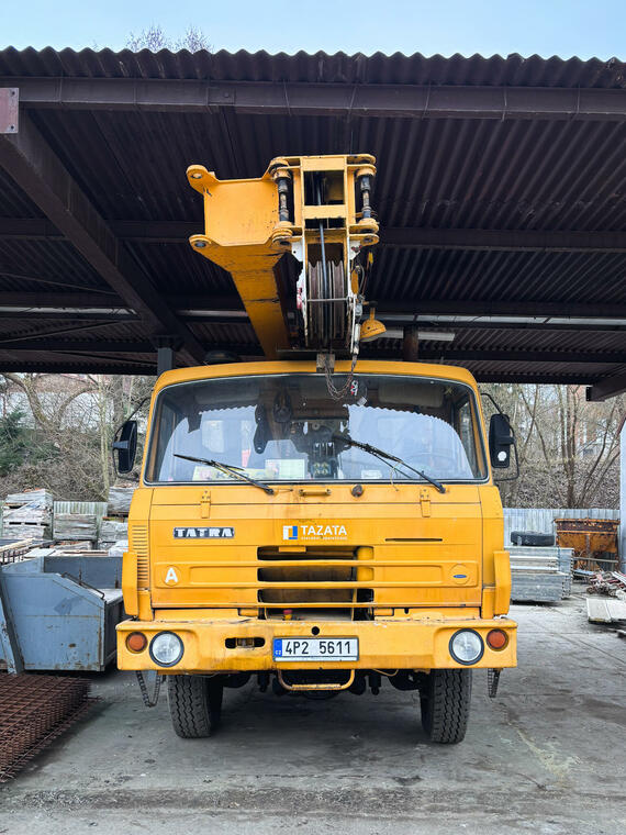 Autojeřáb TATRA 815 6x6 AD 20T