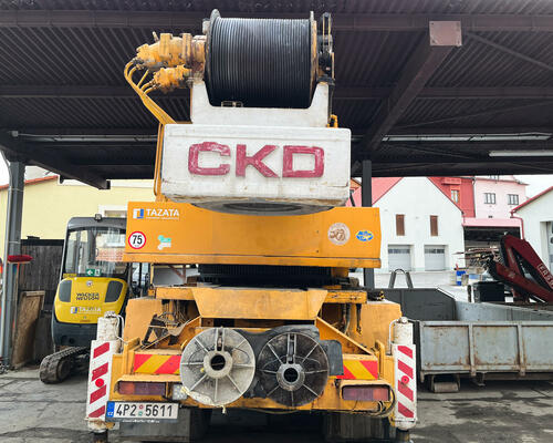 Autojeřáb TATRA 815 6x6 AD 20T