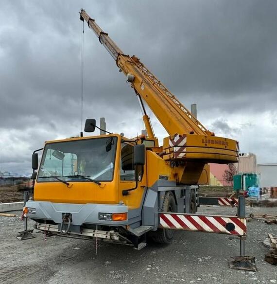 Liebherr LTM 1030