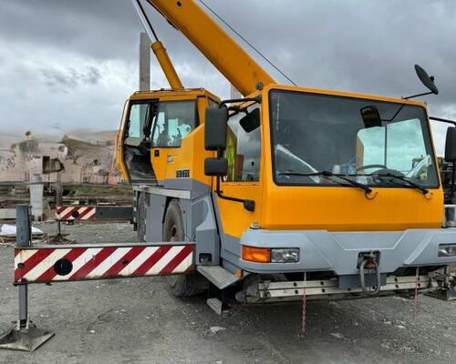 Liebherr LTM 1030
