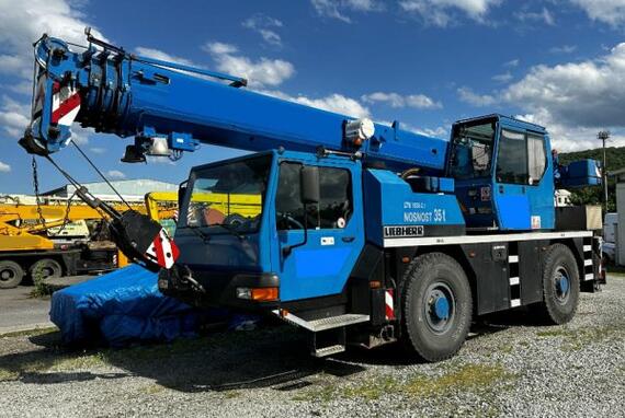 Liebherr LTM 1030.2