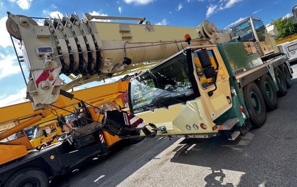 Liebherr LTM 1070-4.2