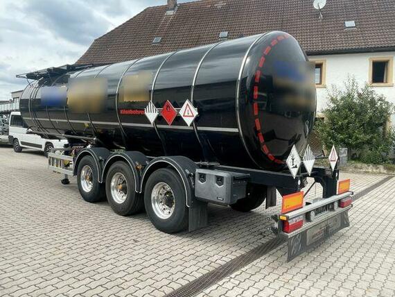 Cisterna návěs Kässbohrer pro přepravu asfaltu STS K.STS 3