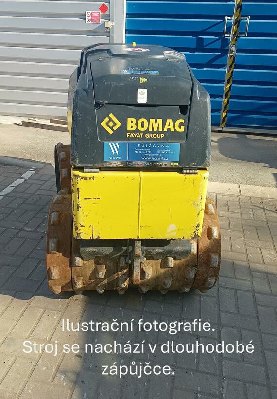 Ježkový válec Bomag BMP8500