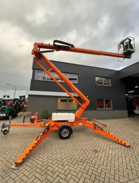_JINÉ (UK) Niftylift - 170 HAC