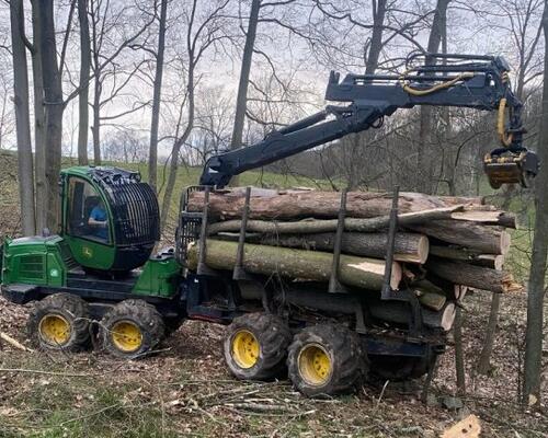 John Deere 1010 E