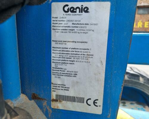 KLOUBOVÁ PLOŠINÁ 16M GENIE Z45/25 VÝPRODEJ