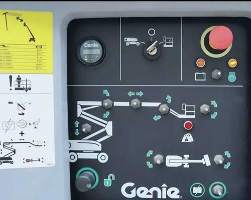 Kloubová pracovní plošina Genie Z-45 Hybrid, 2021, 220 mth 