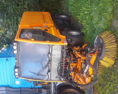 Ladog G129  4x4  vč.sklopka,zametač,radlice,sypač 
