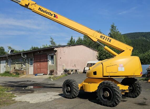 MONTÁŽNÍ PLOŠINA Haulotte 4x4, výška až 22m, boční d.18m