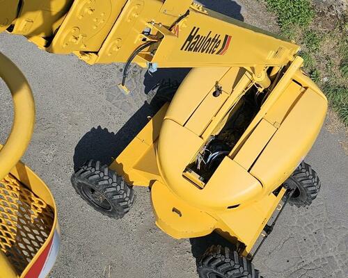 MONTÁŽNÍ PLOŠINA Haulotte 4x4, výška až 22m, boční d.18m