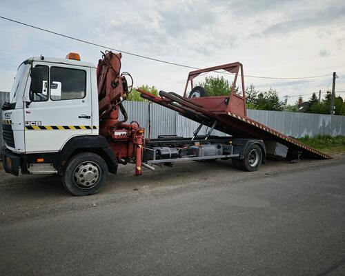 Odtahový speciál Mercedes-Benz 4,2L 125KW 676 1117