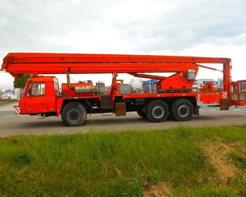 Tatra T815 SUB MP 27-2