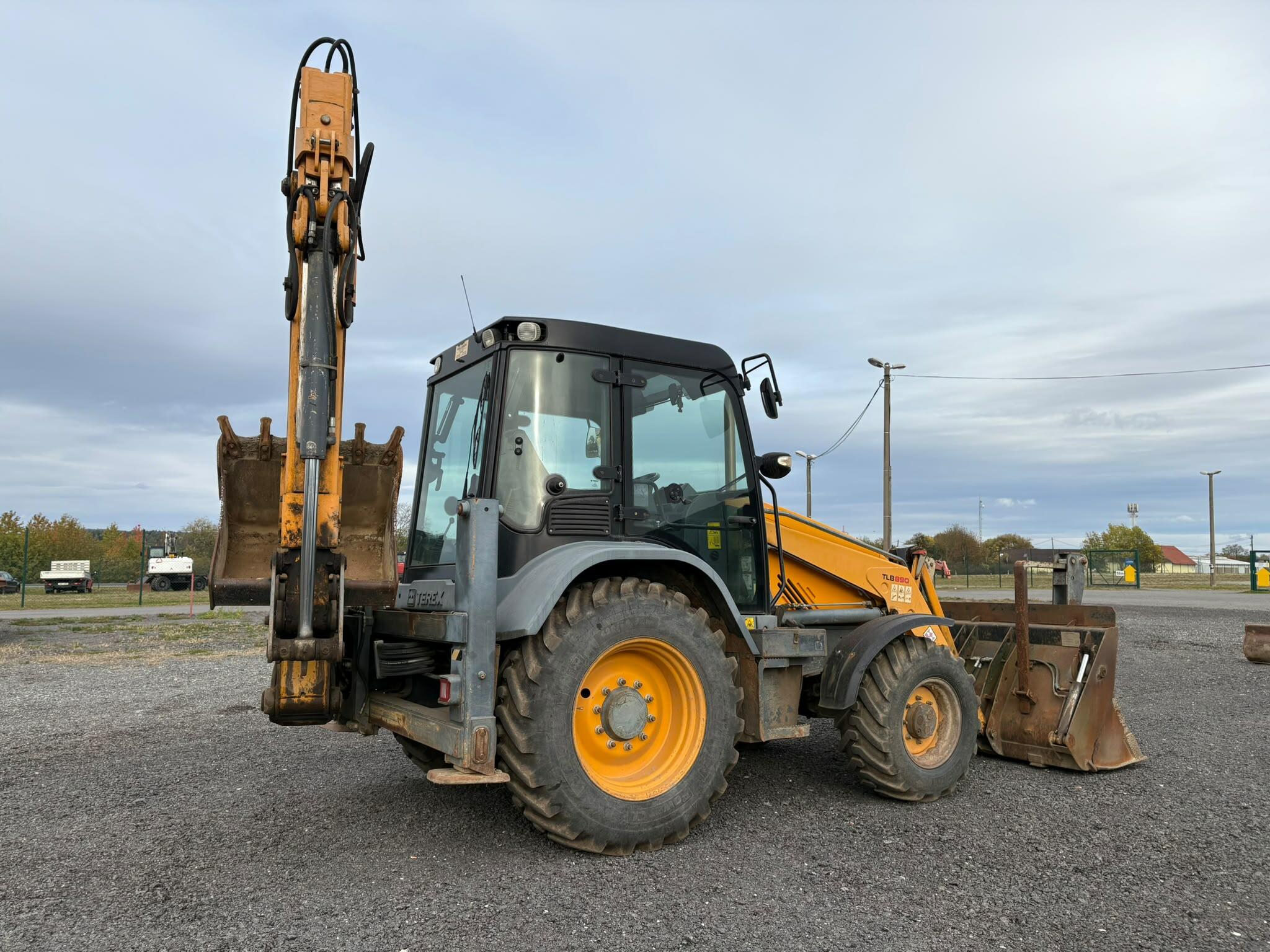 Terex TBL 890