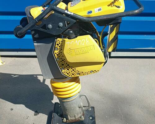 Vibrační pěch Bomag BT 65