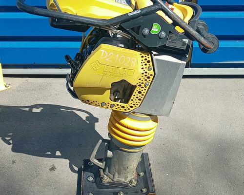 Vibrační pěch Bomag BT 65