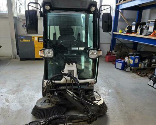 Zametací stroj Kärcher MIC C, r.v. 2016, 1121 mth