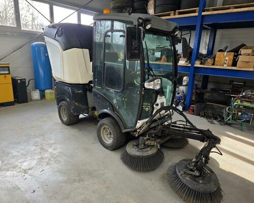 Zametací stroj Kärcher MIC C, r.v. 2016, 1121 mth