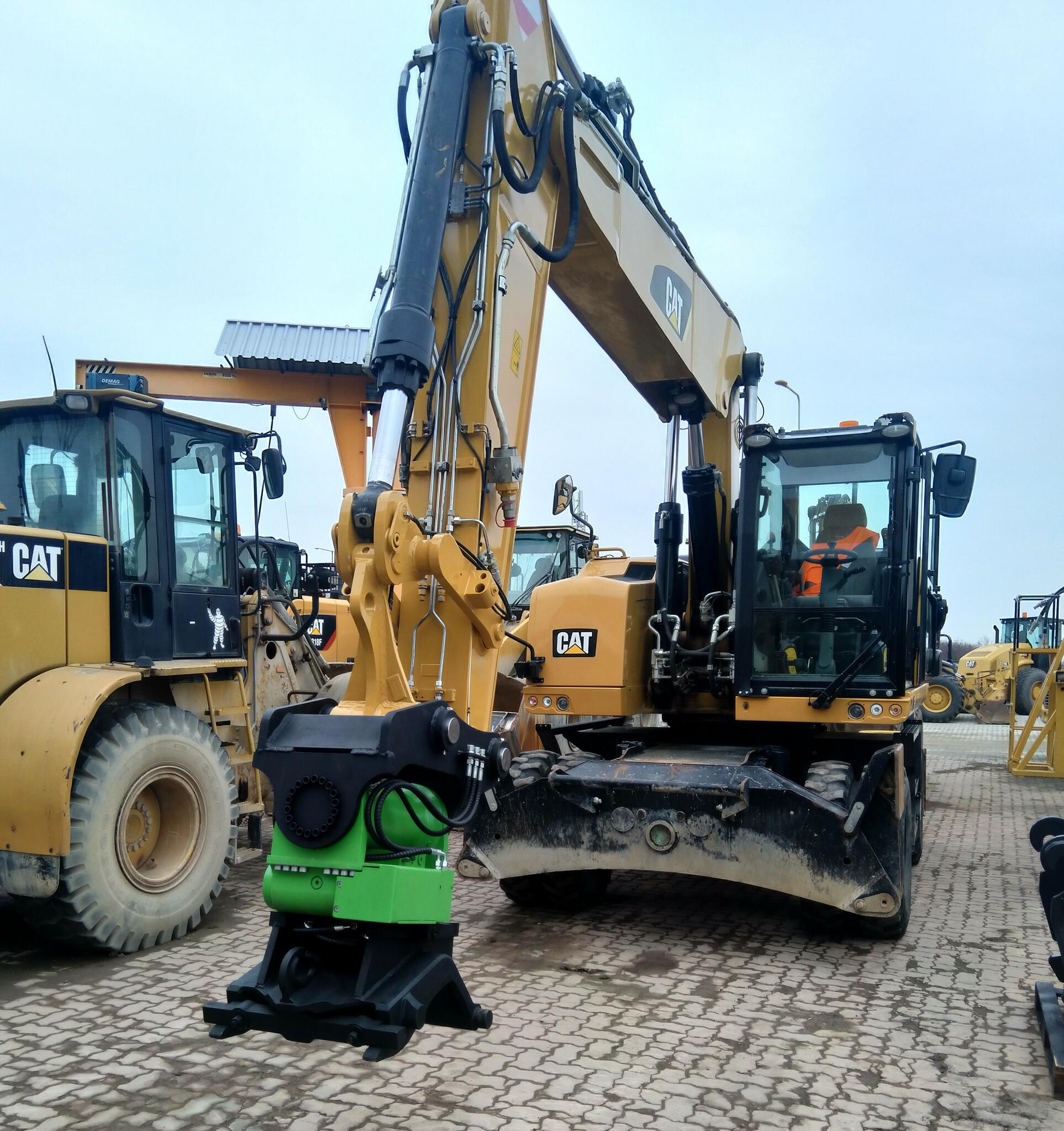 Bezúdržbová kovaná naklápěcí rotátor HKS (TiltRotator)