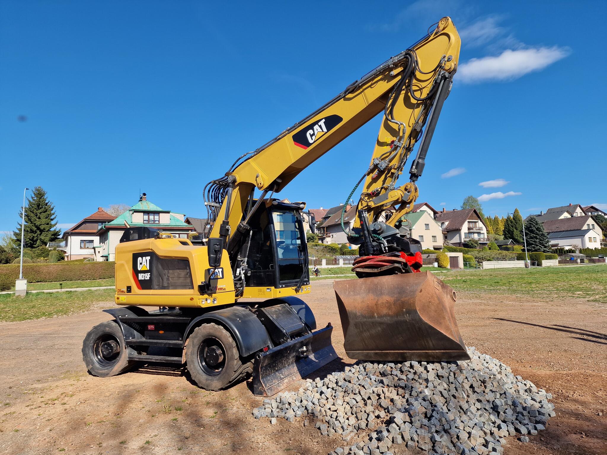 Cat M315F