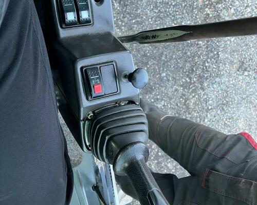 CATERPILLAR  M 313 D