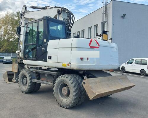 CATERPILLAR  M 313 D-STROJ V SUPER STAVU 